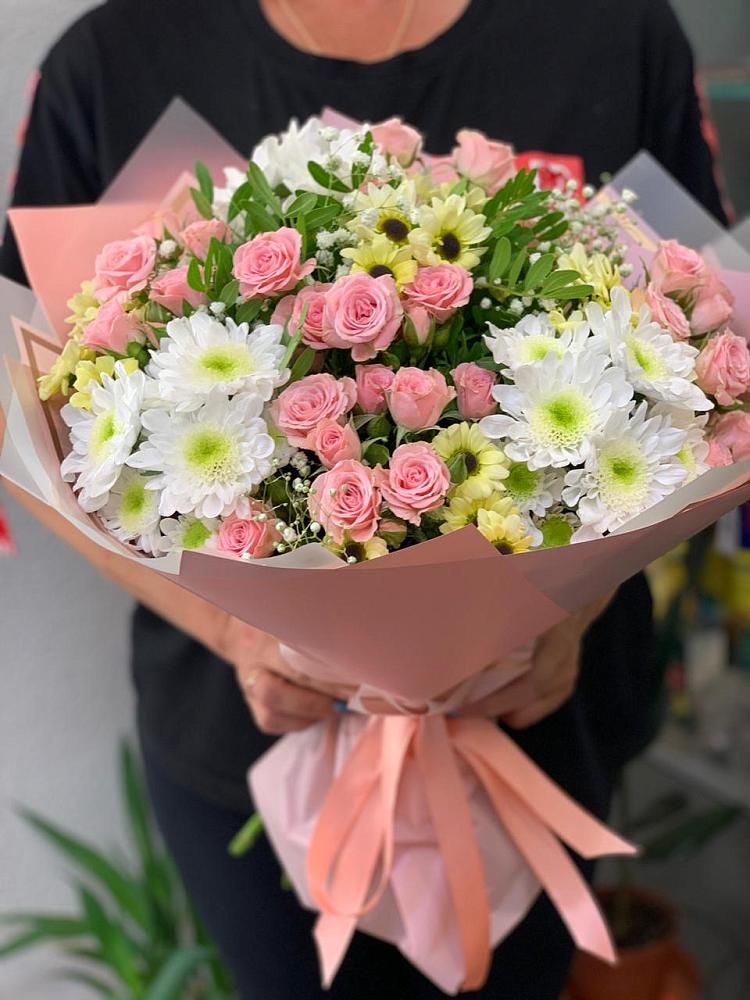Букет цветов из: Розы и Хризантемы в Канаш
