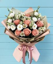 Букет цветов из:  Розы, Альстромерии и Лизиантусы в Канаш