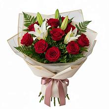 Букет цветов из:  Лилии и Розы в Канаш