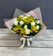 Букет цветов из:  Орхидеи и Розы в Канаш