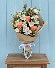 Букет цветов из:  Альстромерии, Лизиантусы, Розы и Хризантемы #REPLACE_PRED# Канаш