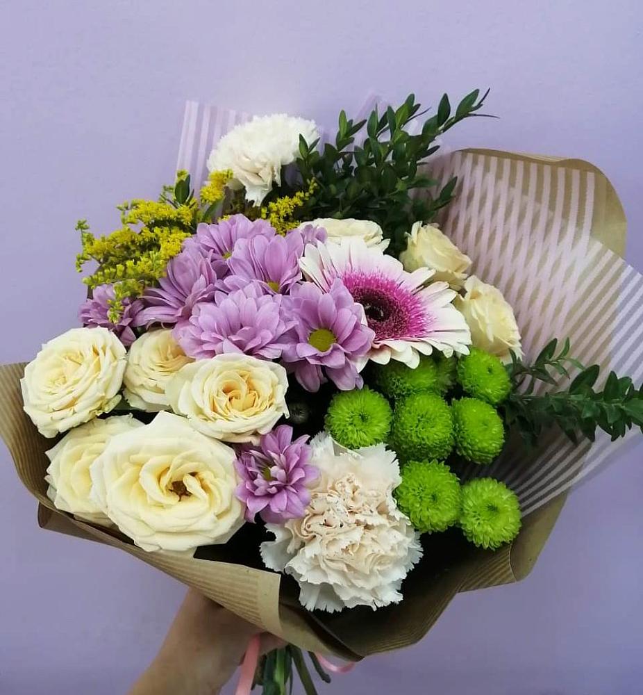 Букет цветов из: Хризантемы, Розы, Гвоздики и Герберы в Канаш