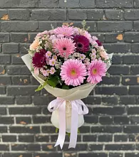 Букет цветов из:  Герберы и Хризантемы в Канаш