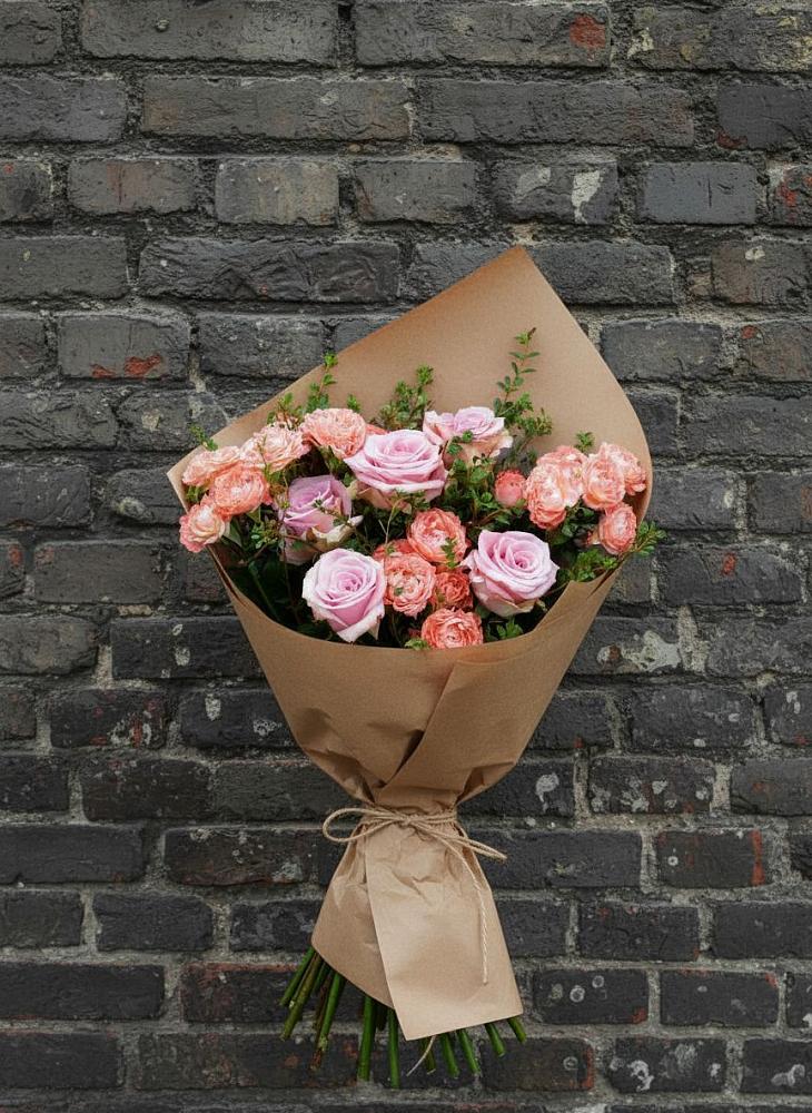 Букет цветов из: Розы в Канаш