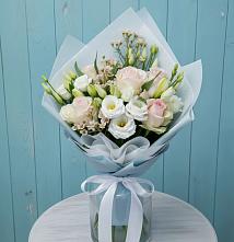 Букет цветов из:  Розы и Лизиантусы в Канаш